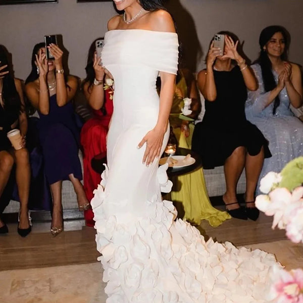 Luxury White Mermaid Evening Dress Off Shoulder 3D Floral LA73025